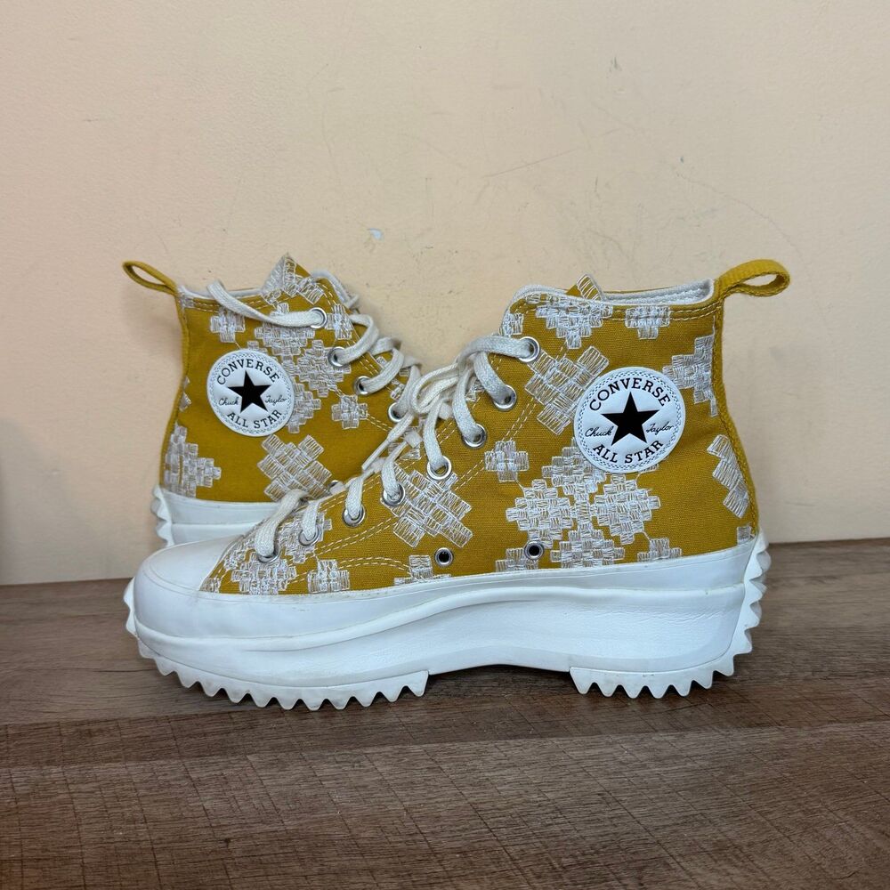 Converse Run Star Hike Platform High platform shoes size 9 women’s yellow